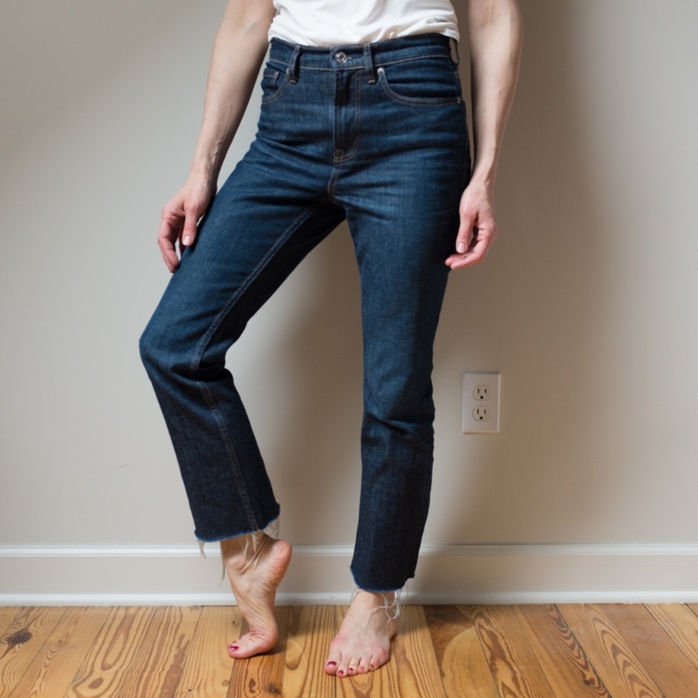 Everlane kick crop jean